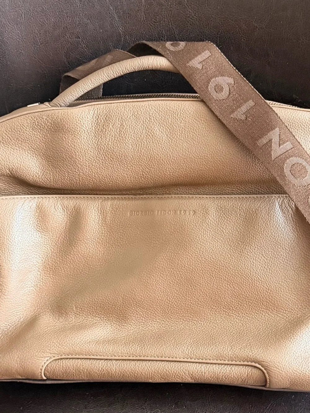 Men’s Leather Laptop Bag in Taupe with Detachable Strap